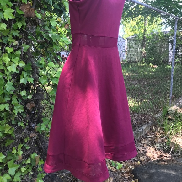 Express Mid Mesh Panel Skater Dress - Picture 5 of 8